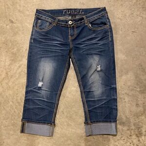 RUE21 cropped jeans stretchy 9/10